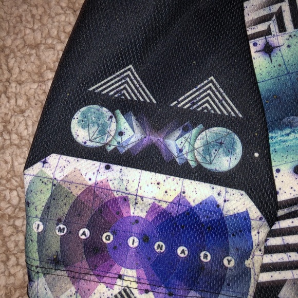 Graphic t - Picture 2 of 4